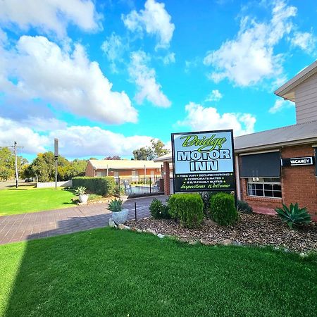 Bridge Motor Inn Тоукъмуол Екстериор снимка