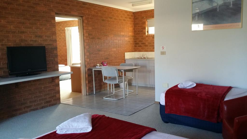 Bridge Motor Inn Тоукъмуол Стая снимка