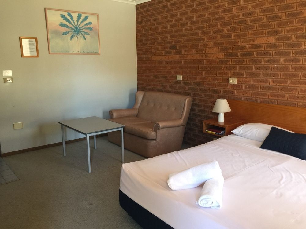 Bridge Motor Inn Тоукъмуол Екстериор снимка
